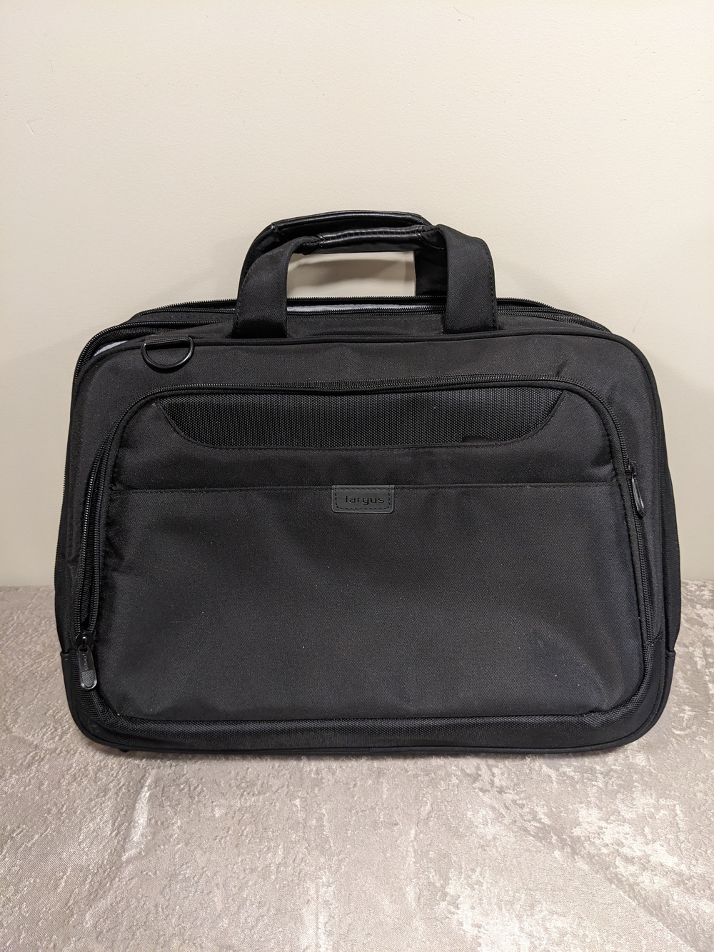 Targus AC0063  Checkpoint Friendly Laptop Briefcase Black NWOT